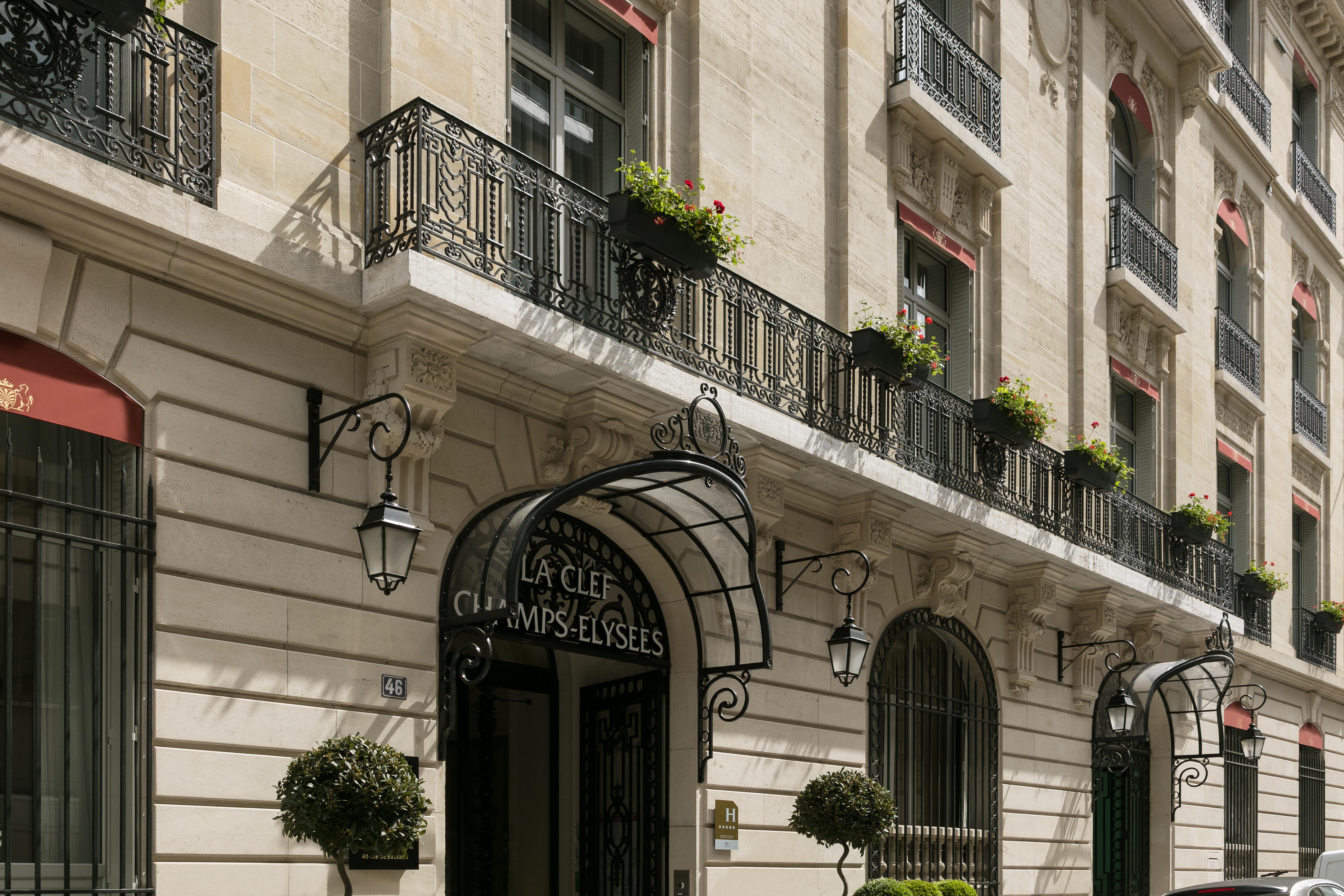 La Clef Champs-Elysees Paris By The Crest Collection Hotel Exterior photo