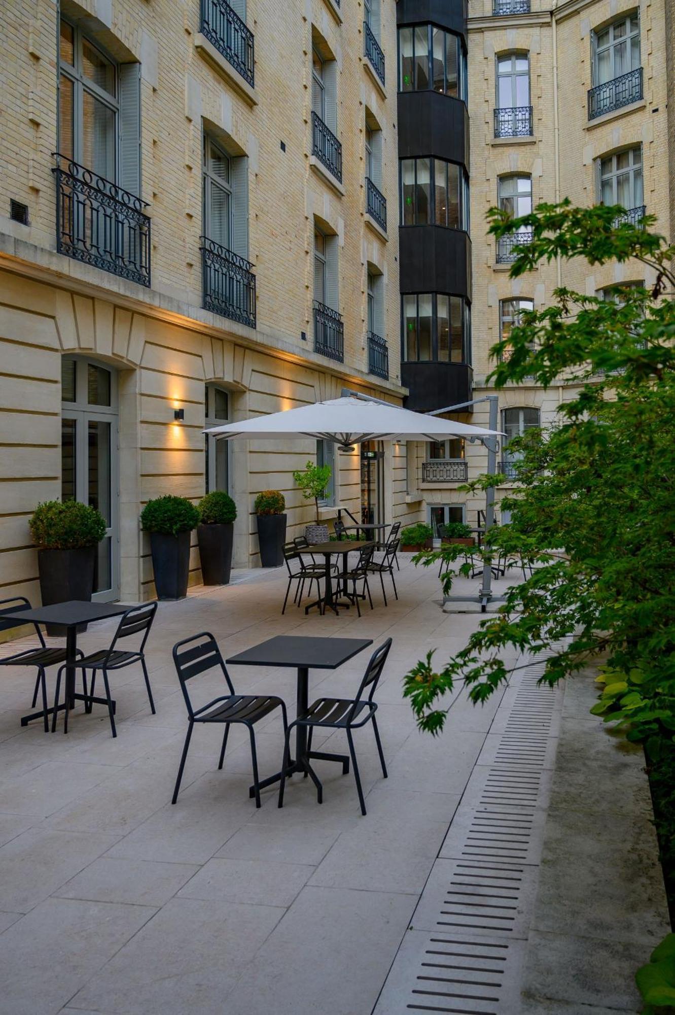 La Clef Champs-Elysees Paris By The Crest Collection Hotel Exterior photo