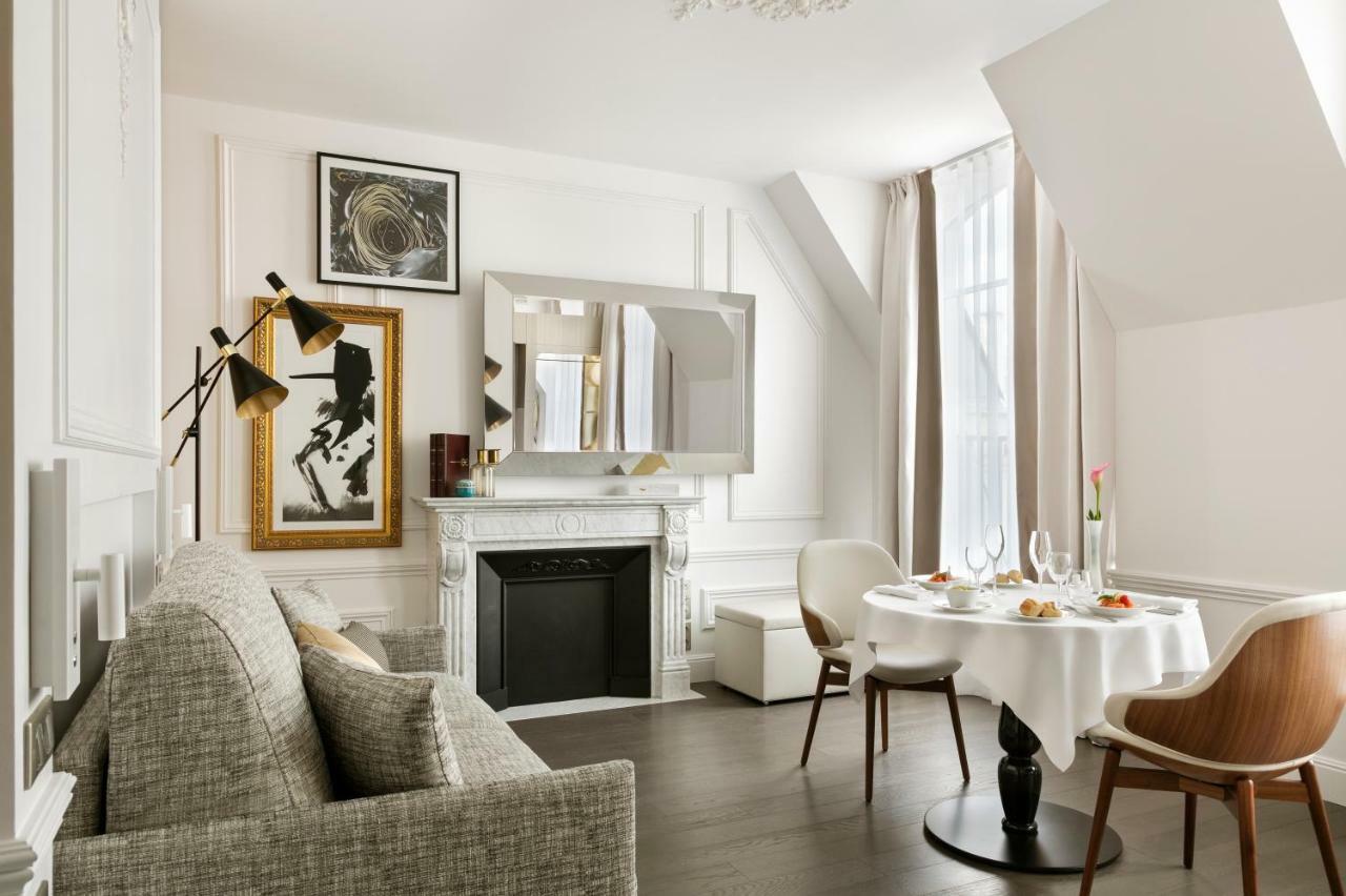 La Clef Champs-Elysees Paris By The Crest Collection Exterior photo A living room in Paris